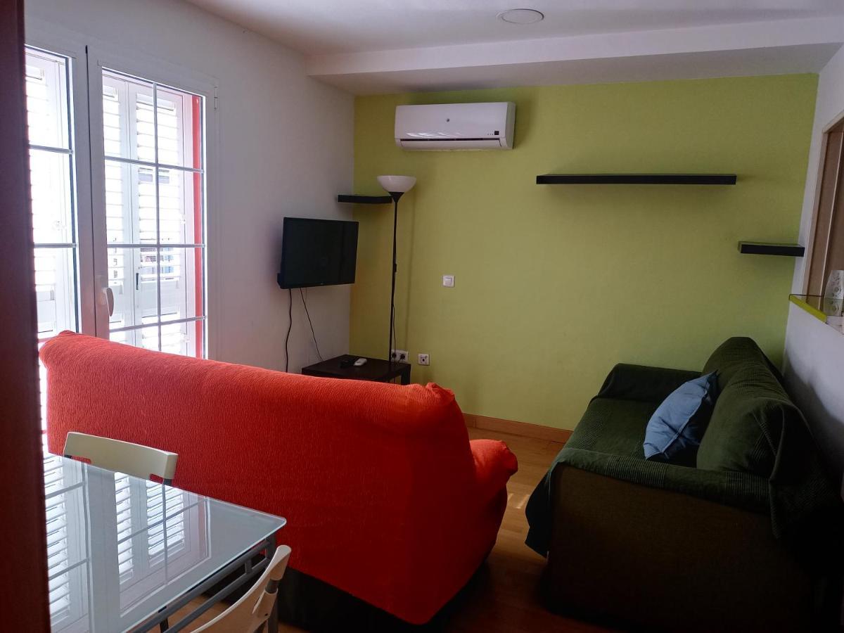 Apartamentos Bahia De Huelin Малага Экстерьер фото