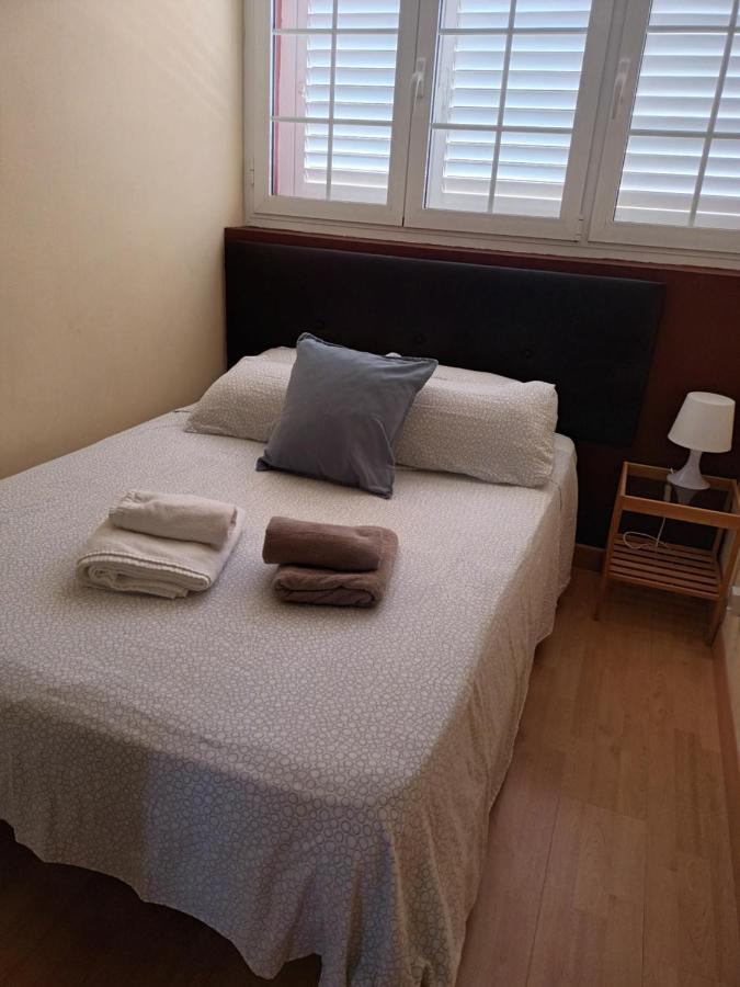 Apartamentos Bahia De Huelin Малага Экстерьер фото