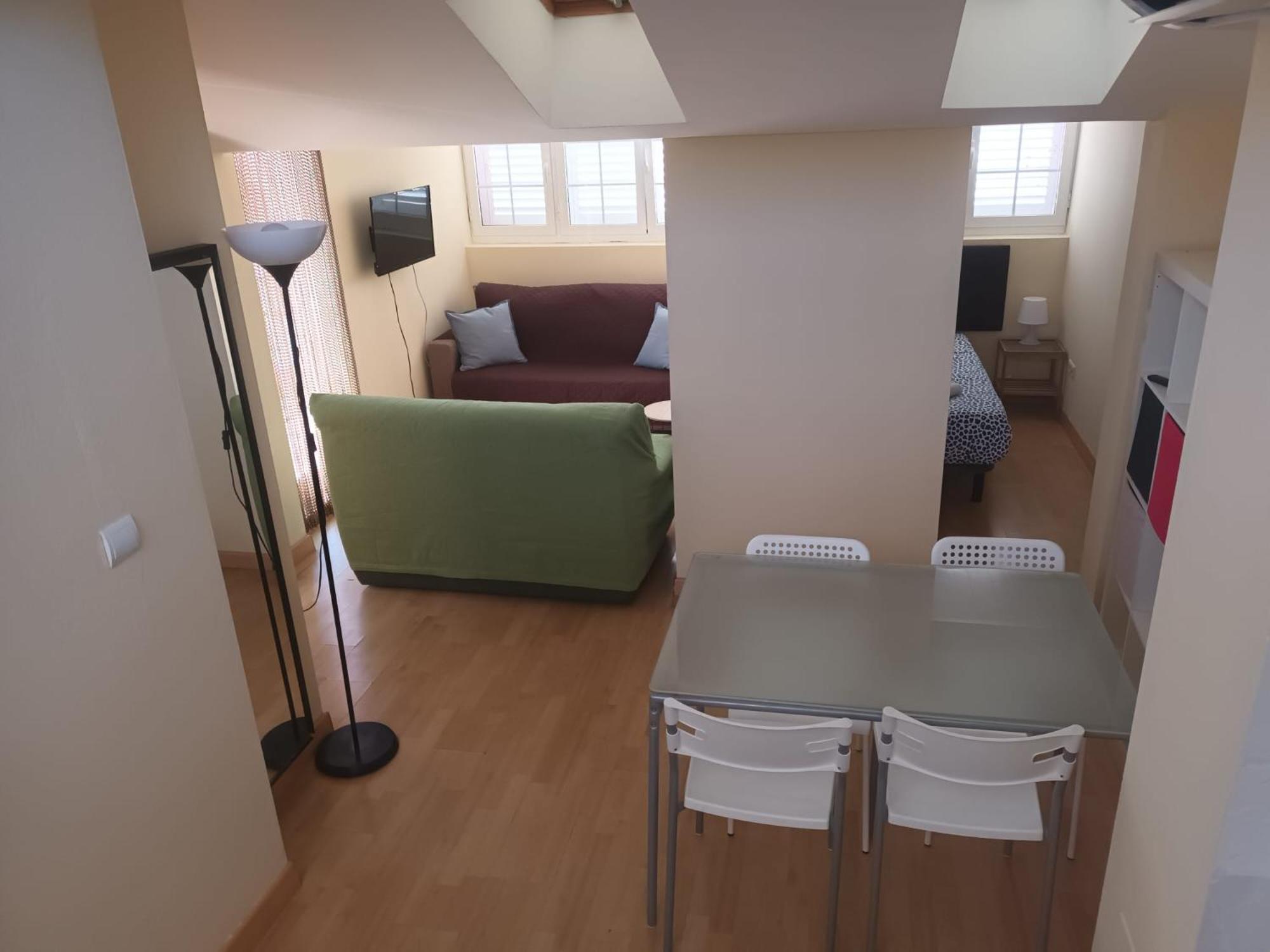 Apartamentos Bahia De Huelin Малага Экстерьер фото