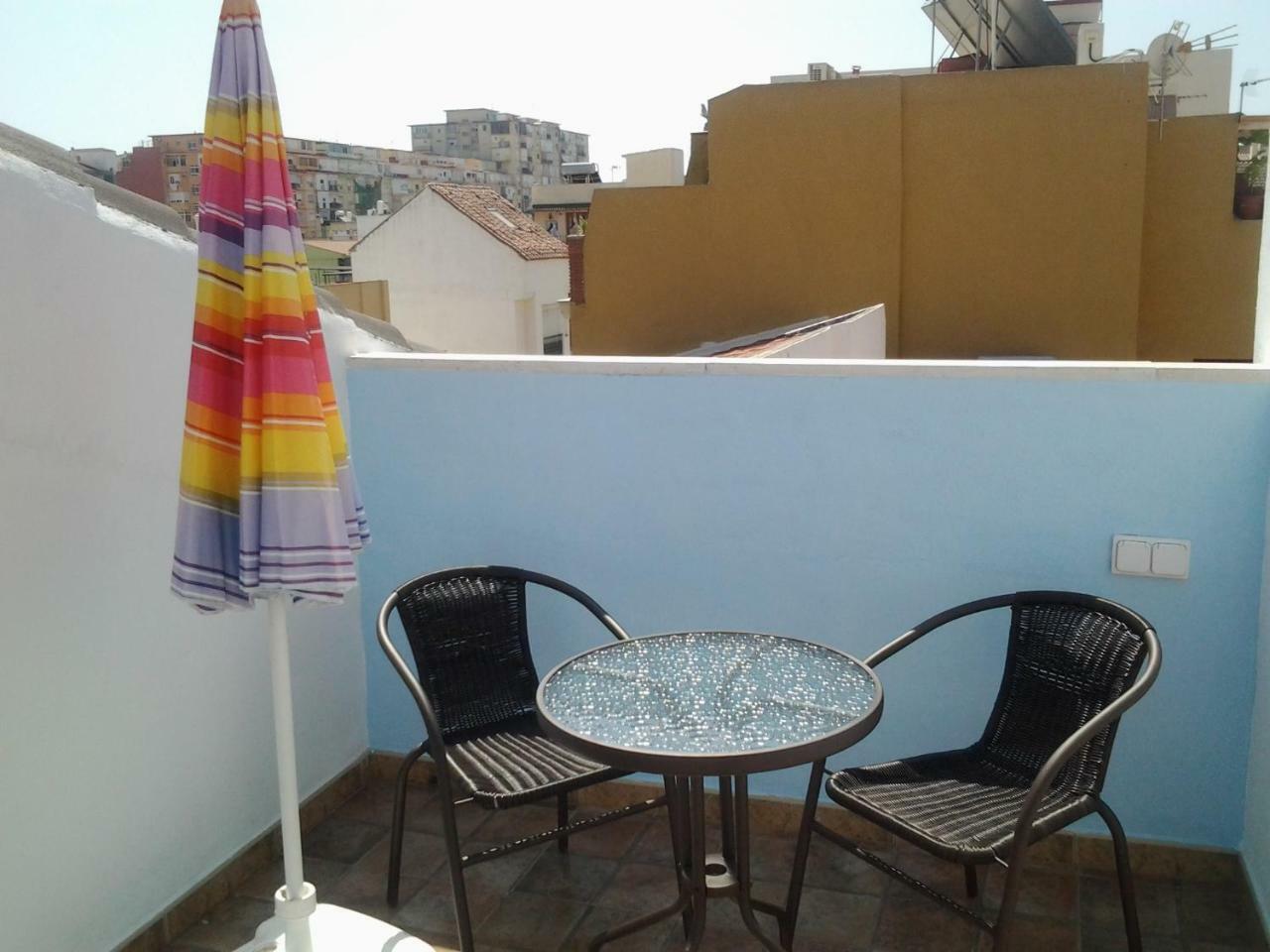 Apartamentos Bahia De Huelin Малага Экстерьер фото